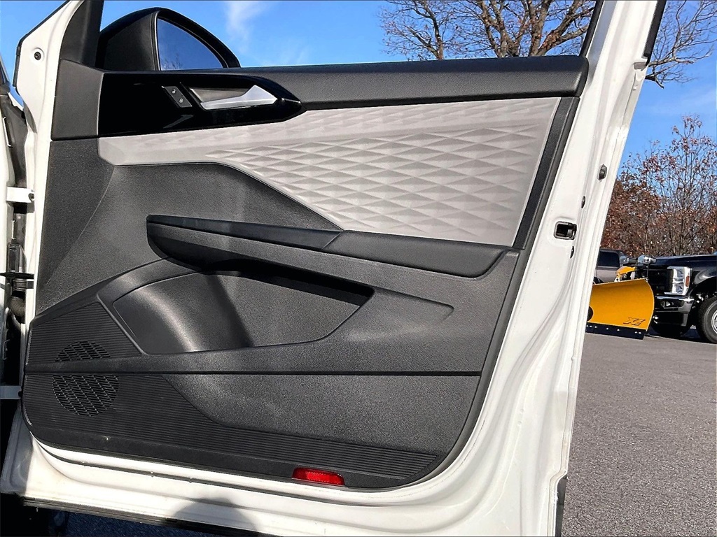 2022 Volkswagen Taos 1.5T S - Photo 11