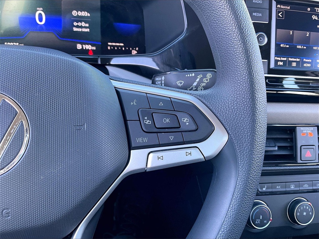 2022 Volkswagen Taos 1.5T S - Photo 22