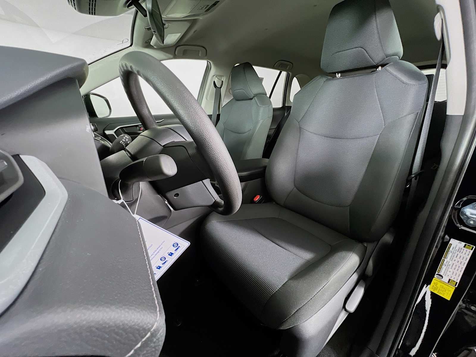 2025 Toyota RAV4 LE - Photo 12