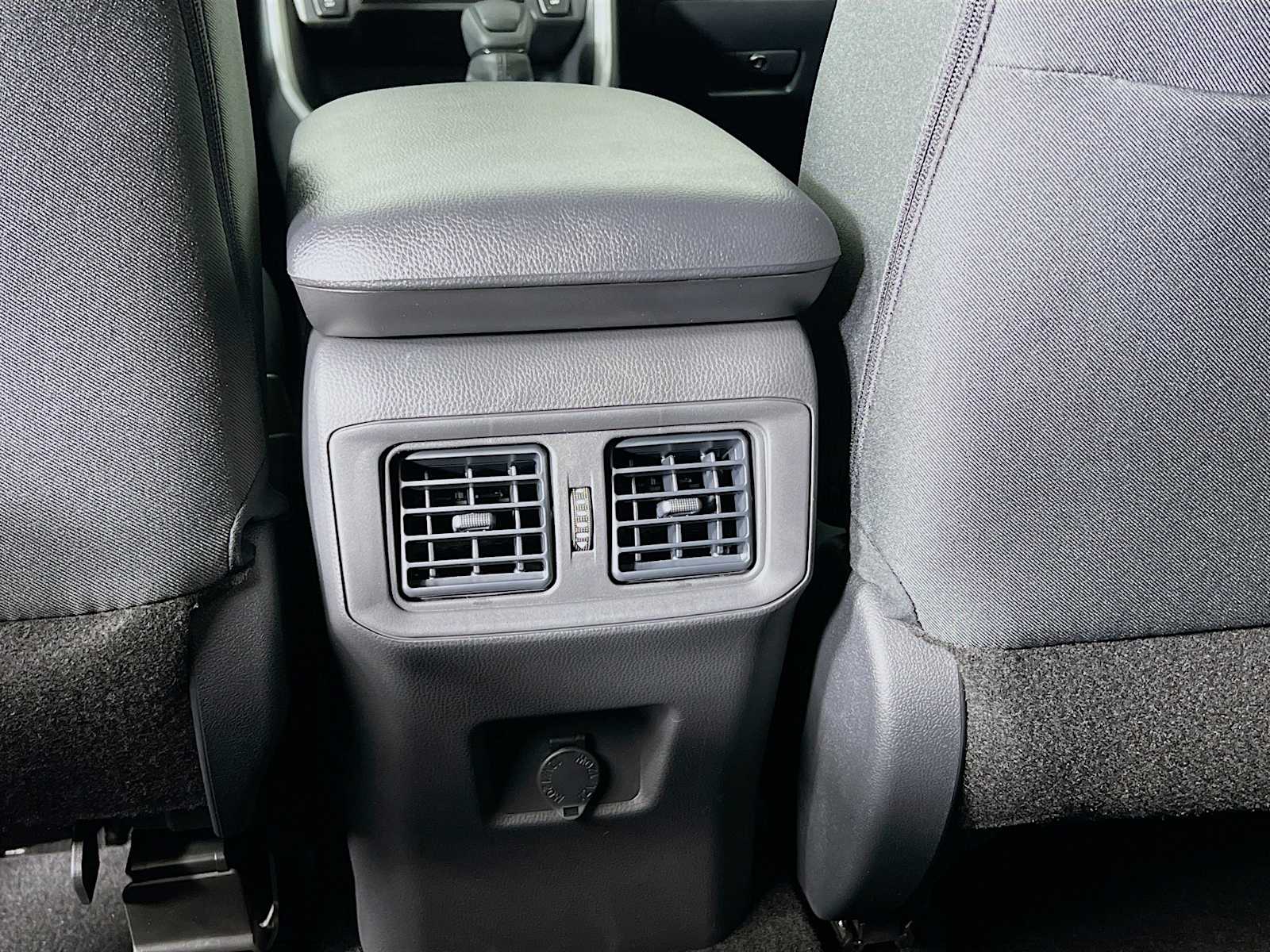 2025 Toyota RAV4 LE - Photo 14