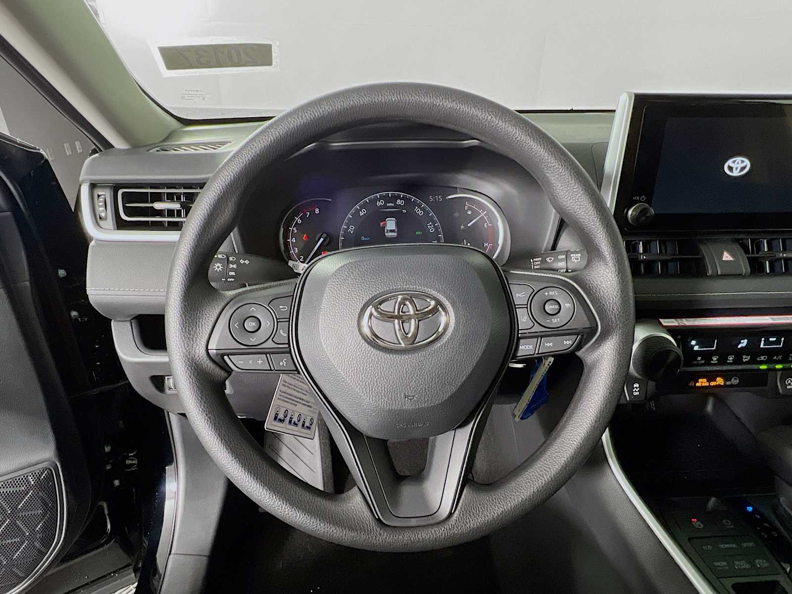 2025 Toyota RAV4 LE - Photo 7