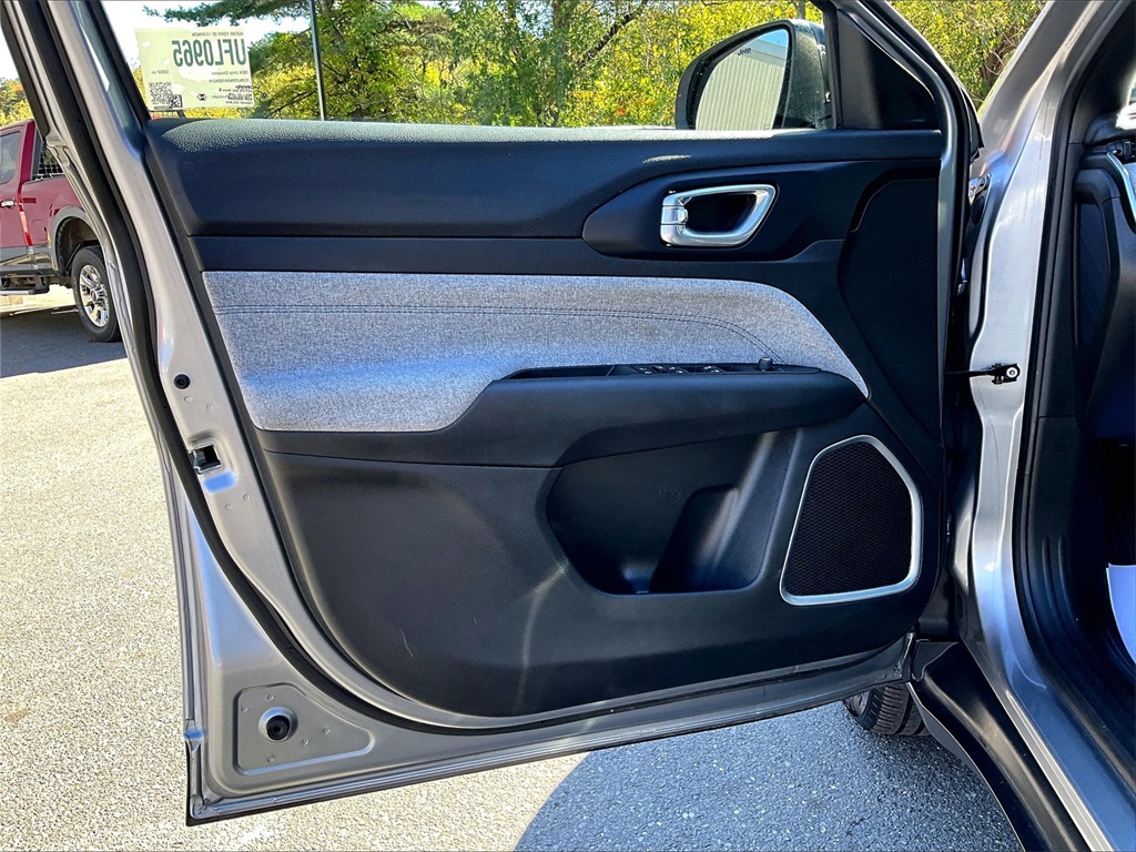 2024 Jeep Compass Latitude - Photo 18