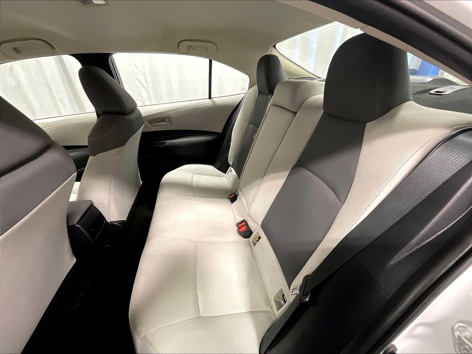 2022 Toyota Corolla LE - Photo 15