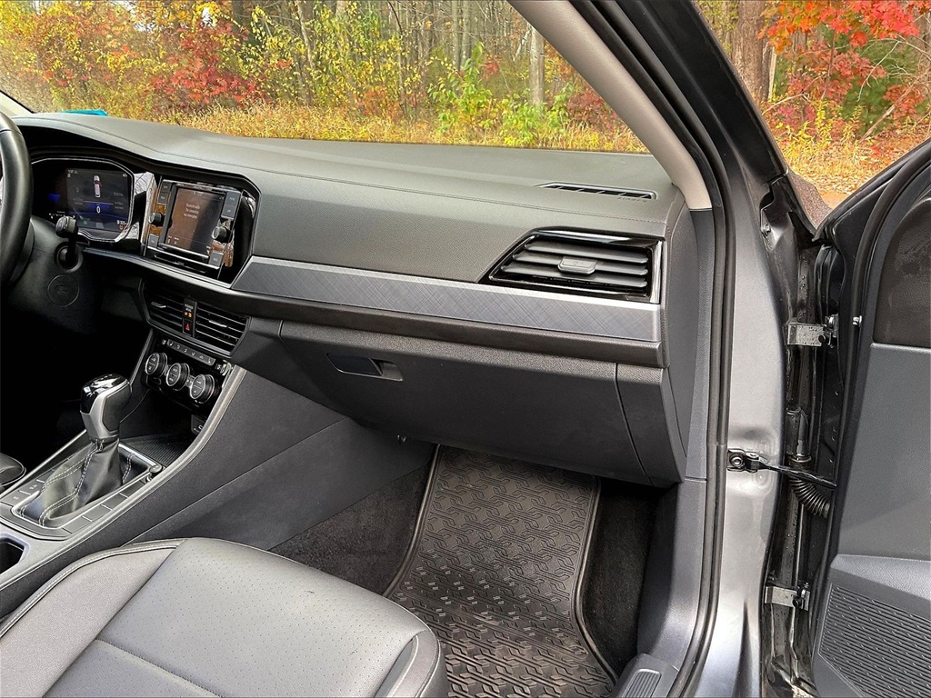 2023 Volkswagen Jetta 1.5T SE - Photo 12