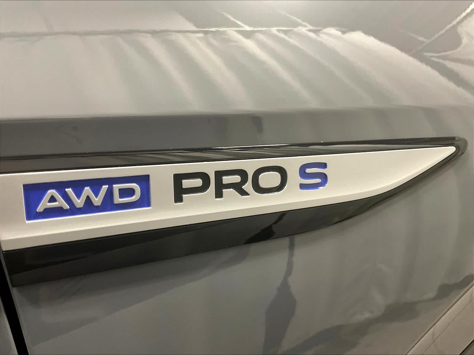 2023 Volkswagen ID.4 Pro S - Photo 30