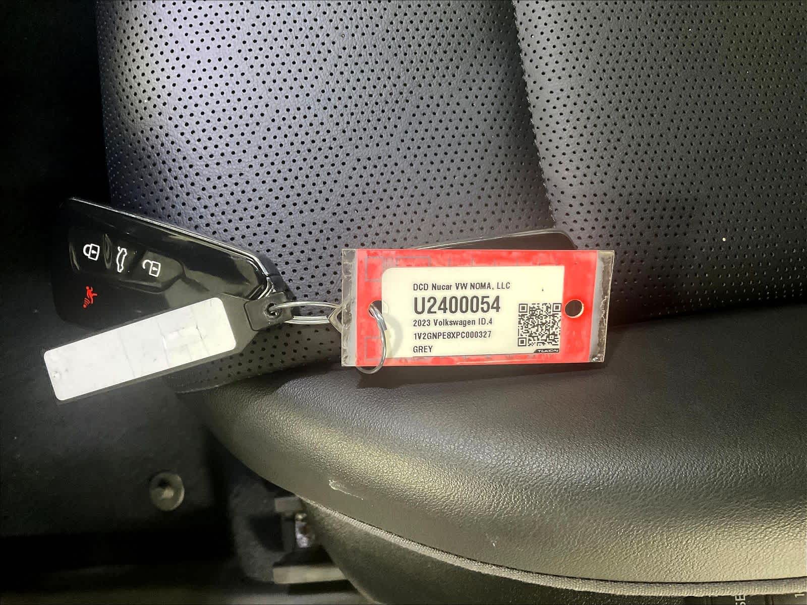 2023 Volkswagen ID.4 Pro S - Photo 32