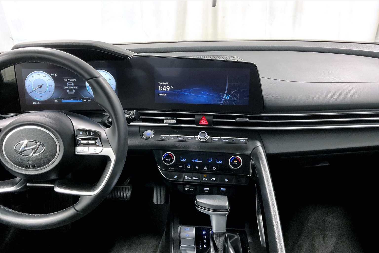 2023 Hyundai Elantra SEL - Photo 18