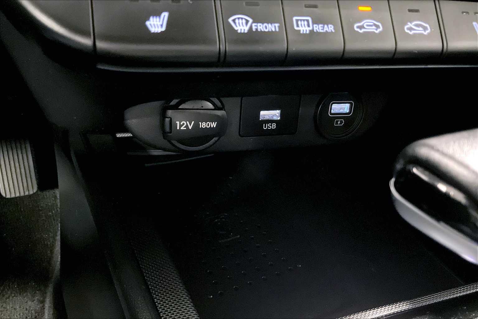 2023 Hyundai Elantra SEL - Photo 26