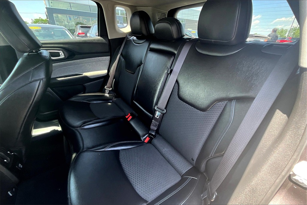 2022 Jeep Compass Latitude - Photo 15