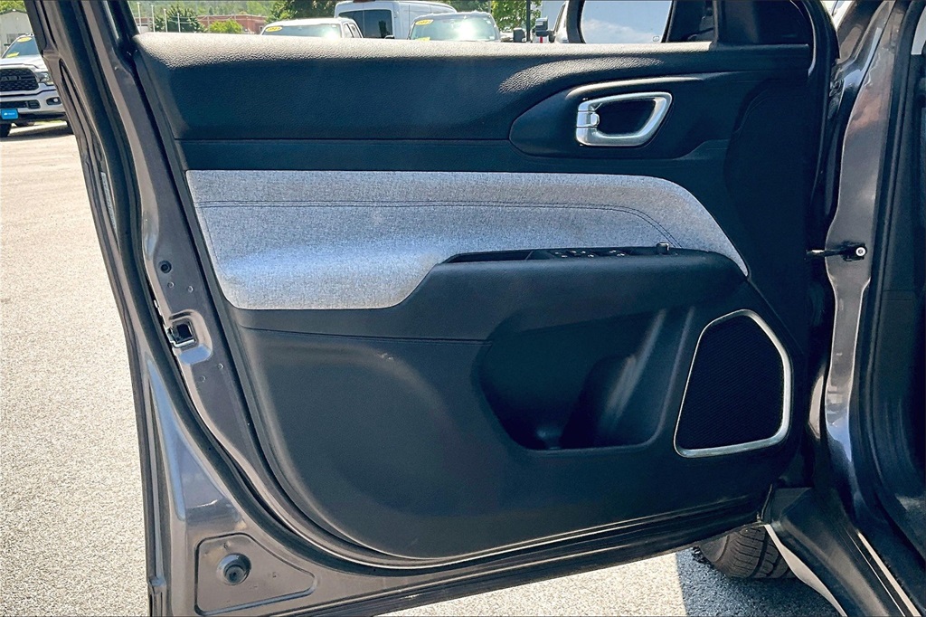 2022 Jeep Compass Latitude - Photo 9