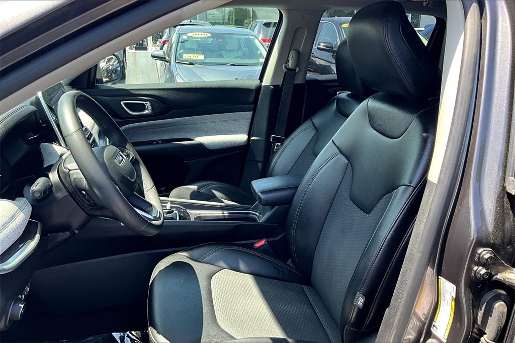 2022 Jeep Compass Latitude - Photo 10