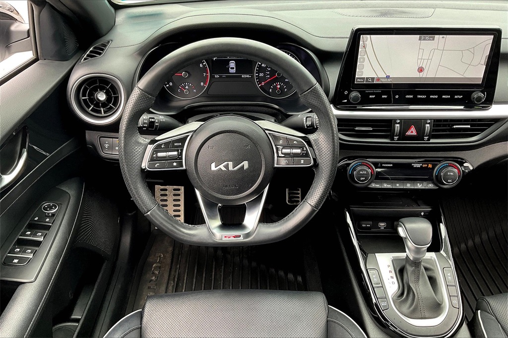 2023 Kia Forte GT-Line - Photo 16