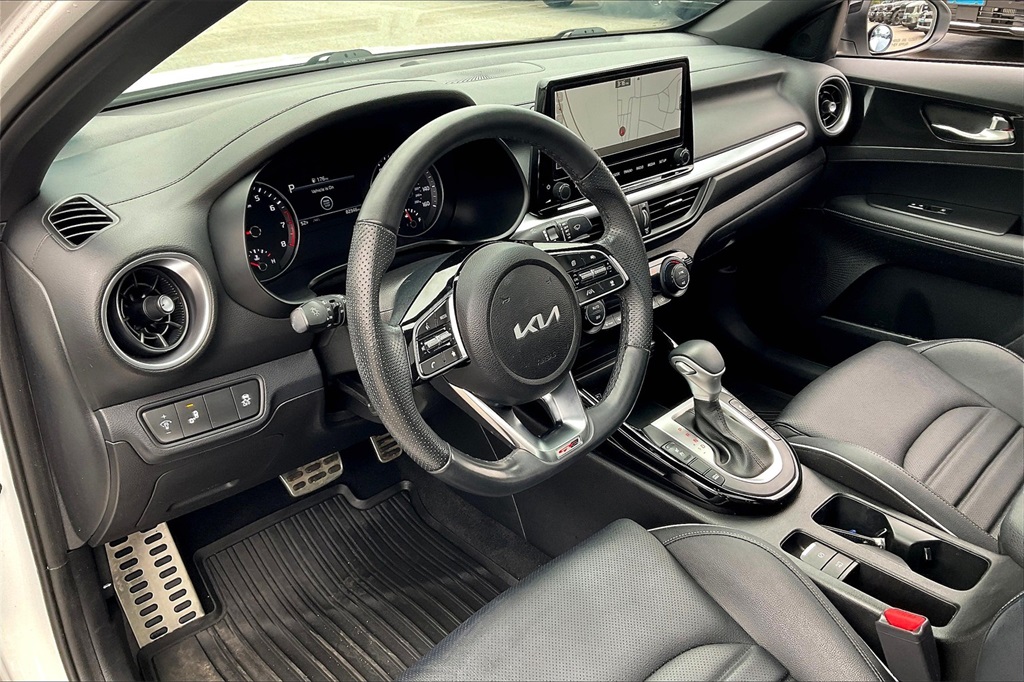 2023 Kia Forte GT-Line - Photo 8