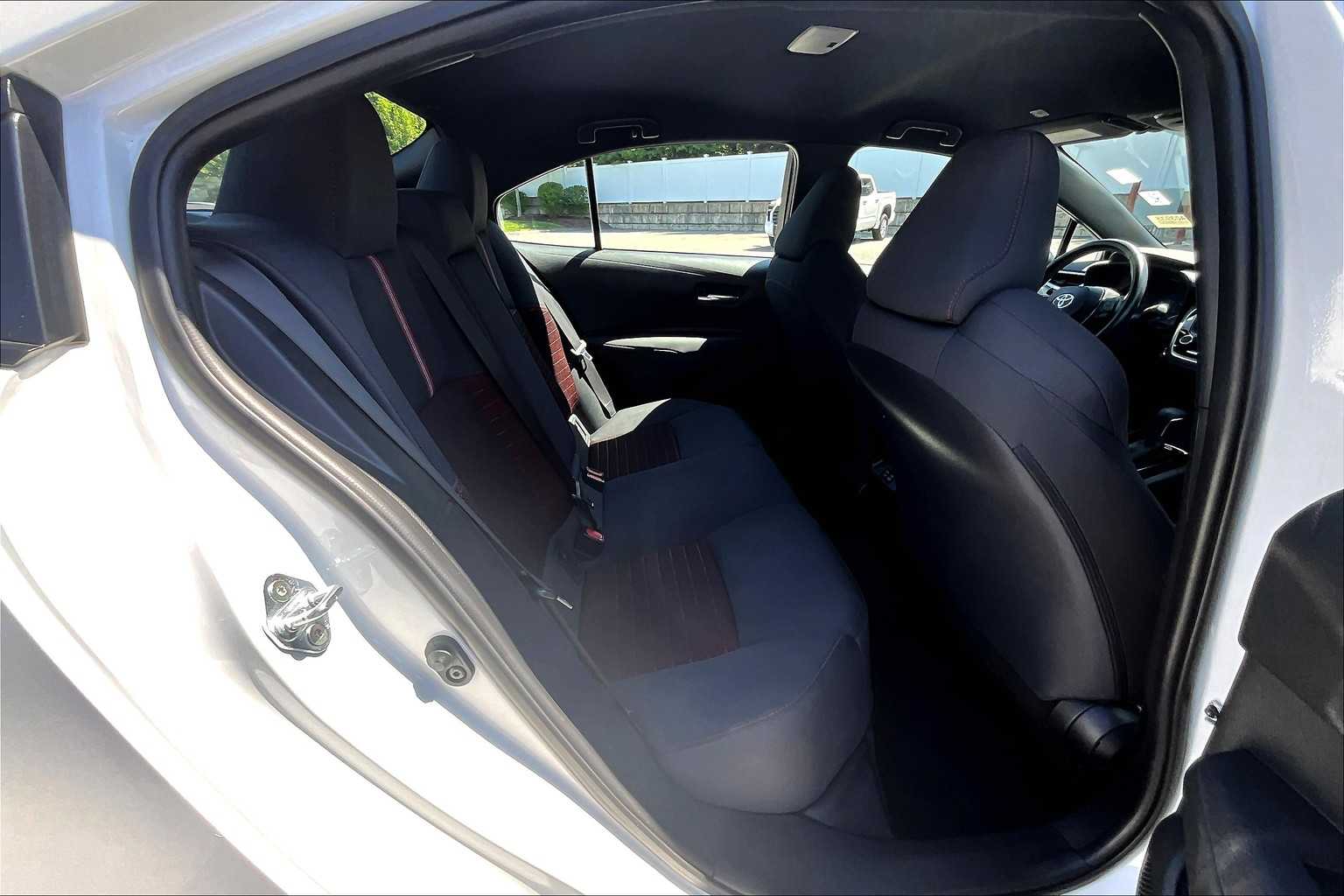 2023 Toyota Corolla SE - Photo 16