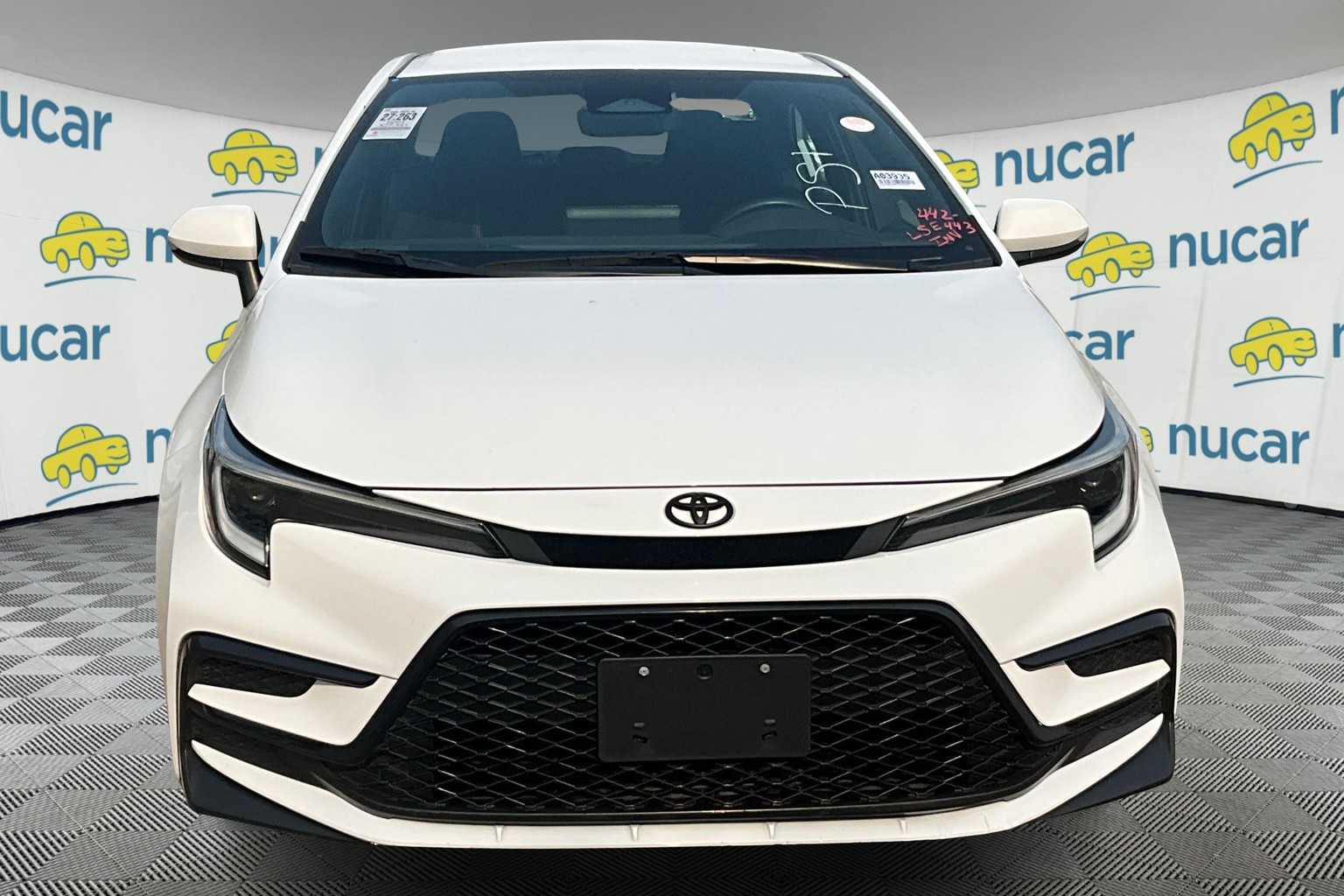 2023 Toyota Corolla SE - Photo 2