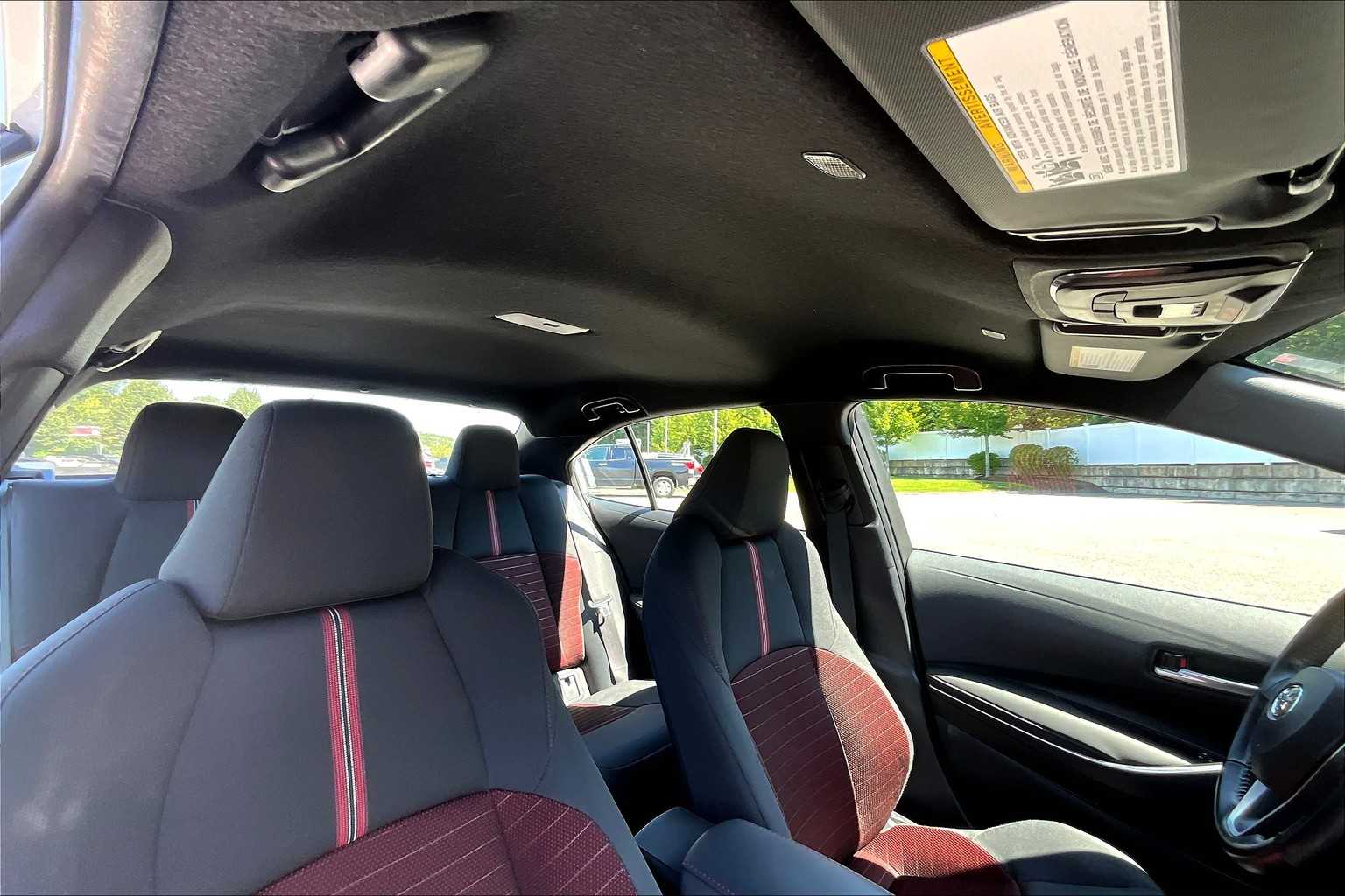 2023 Toyota Corolla SE - Photo 22