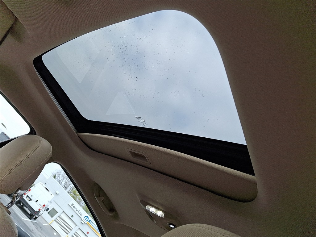 2013 Chrysler 200 Touring - Photo 16