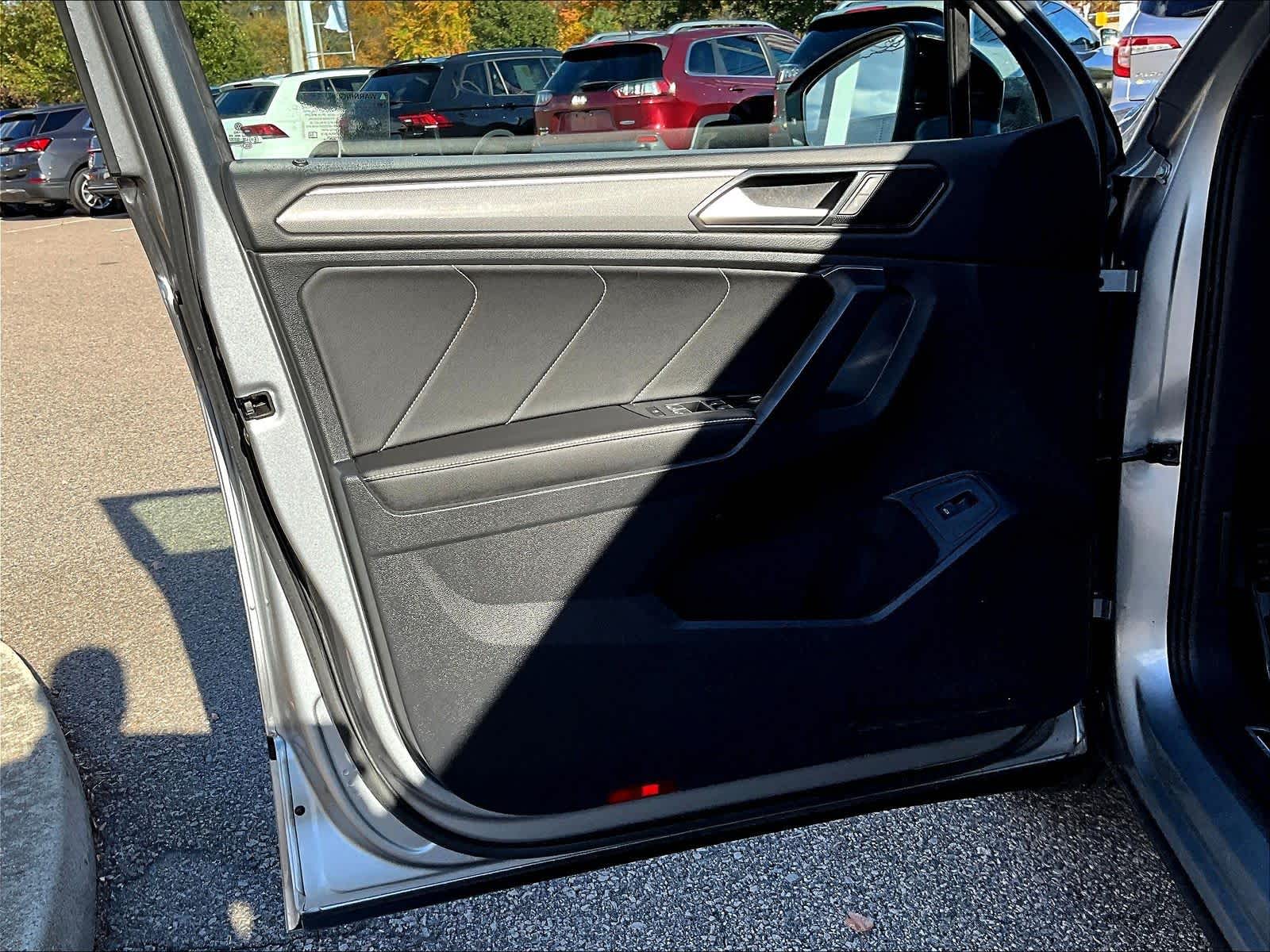 2022 Volkswagen Tiguan SE R-Line Black - Photo 9