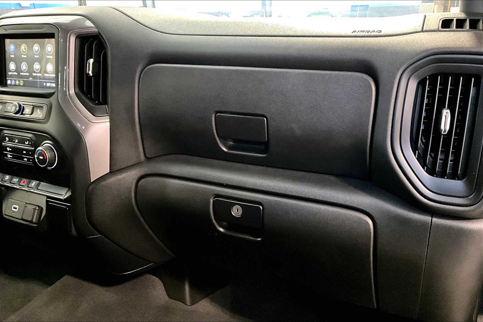 2019 Chevrolet Silverado 1500 Custom Trail Boss - Photo 13
