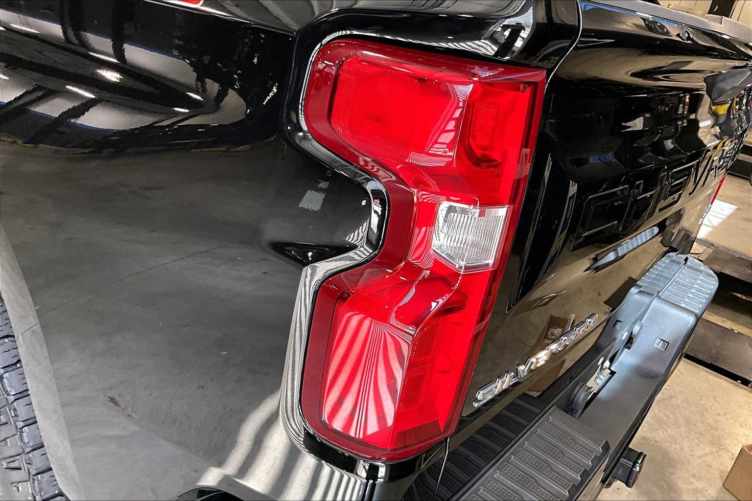 2019 Chevrolet Silverado 1500 Custom Trail Boss - Photo 35