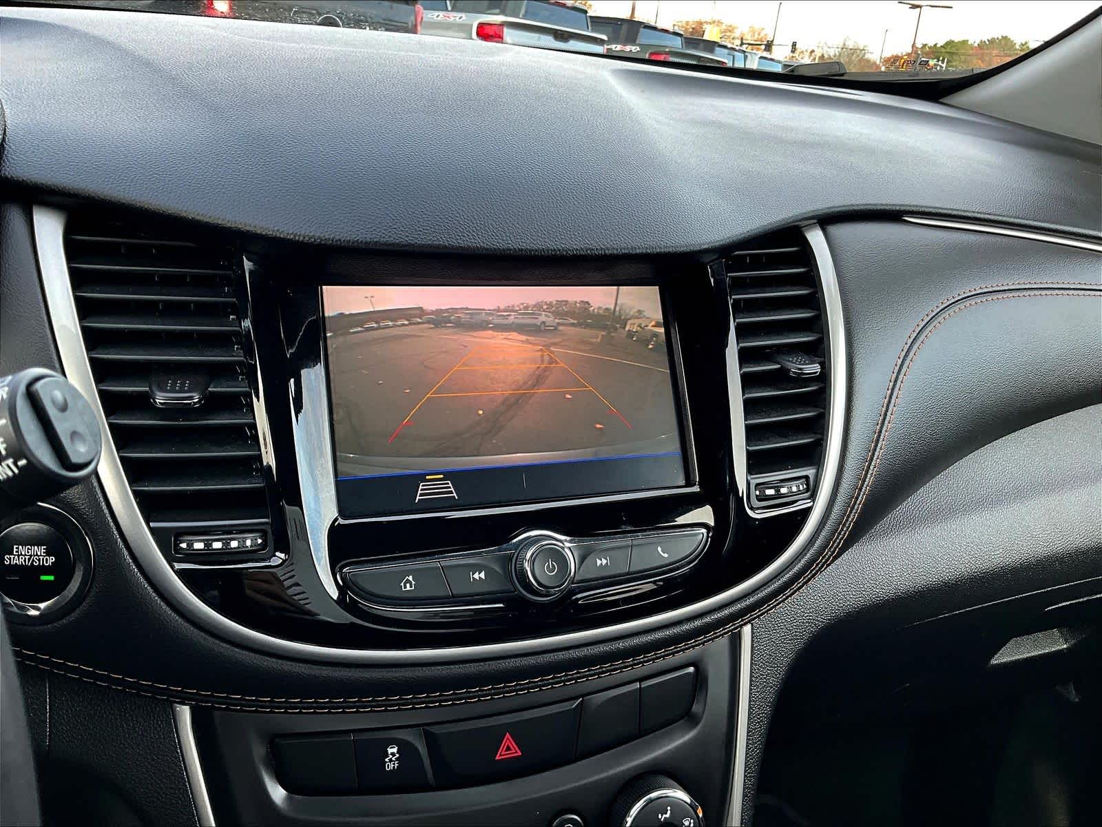 2022 Chevrolet Trax LT - Photo 18