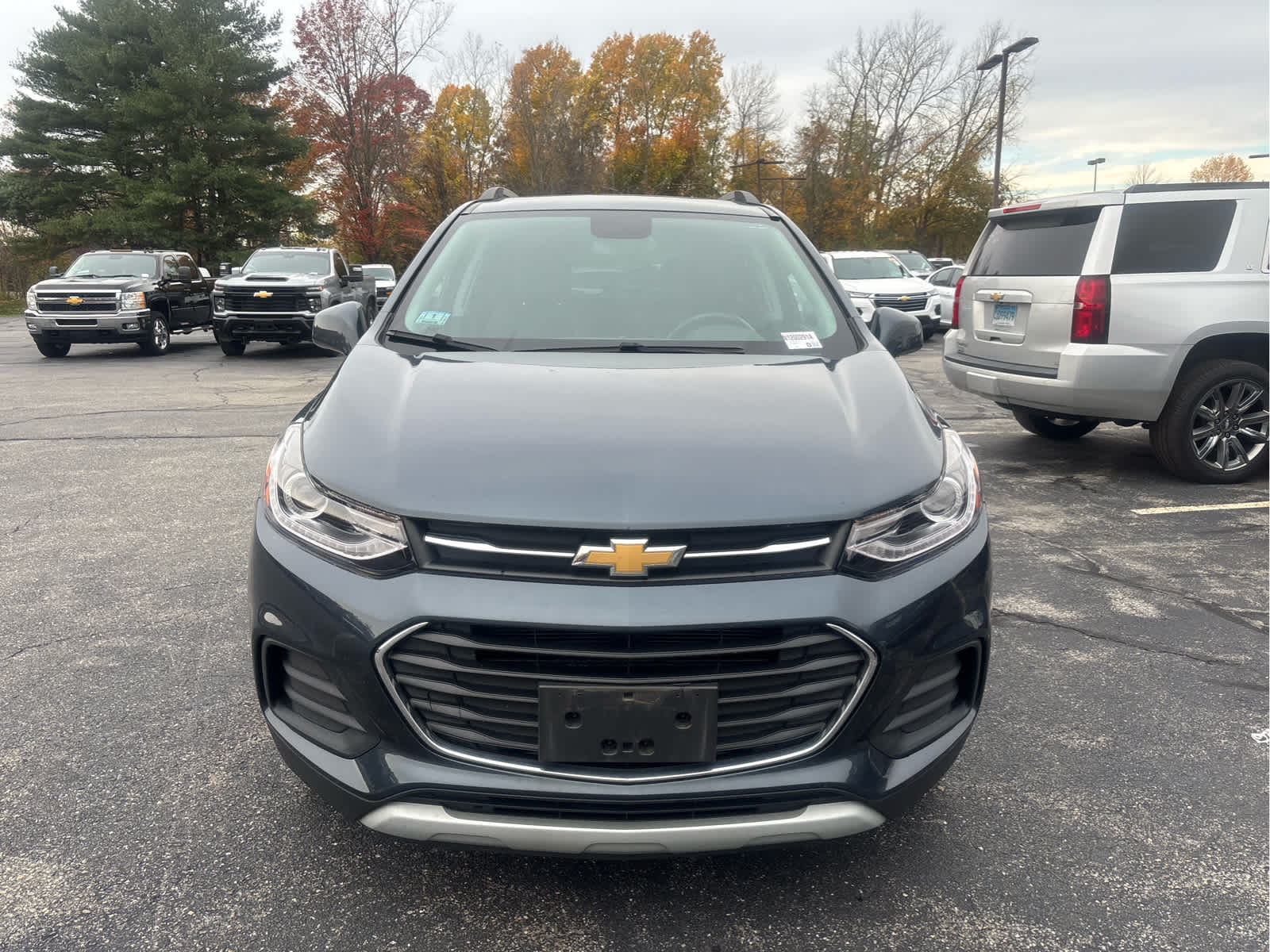 2022 Chevrolet Trax LT - Photo 2