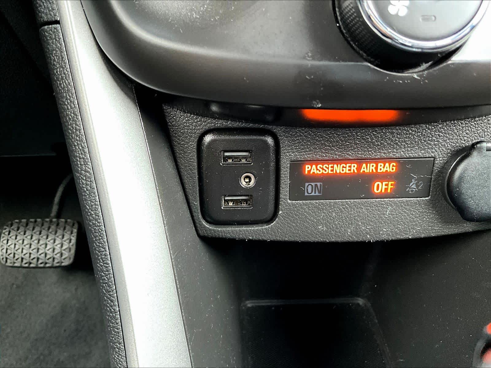 2022 Chevrolet Trax LT - Photo 27