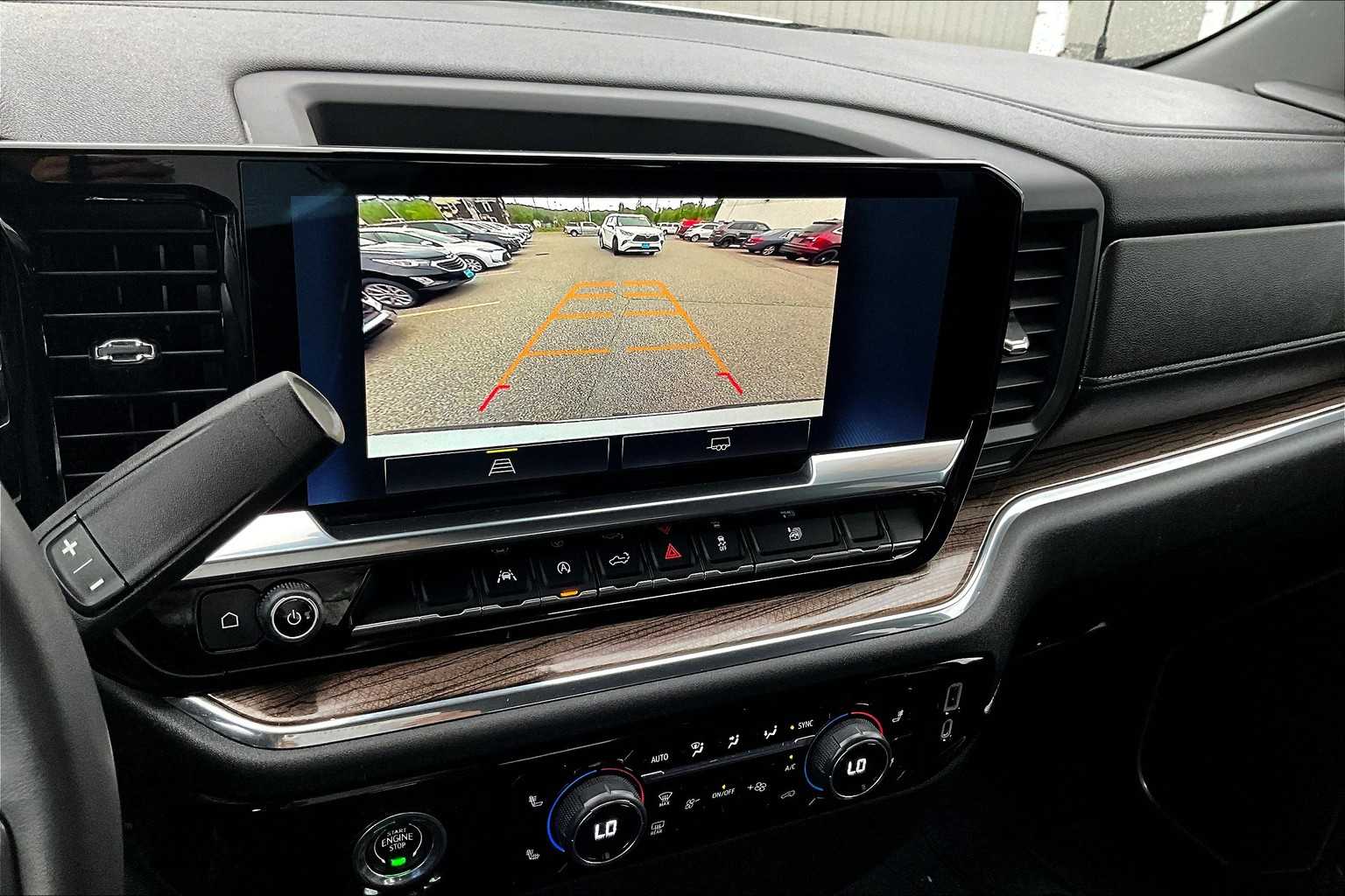 2023 Chevrolet Silverado 1500 LT - Photo 19
