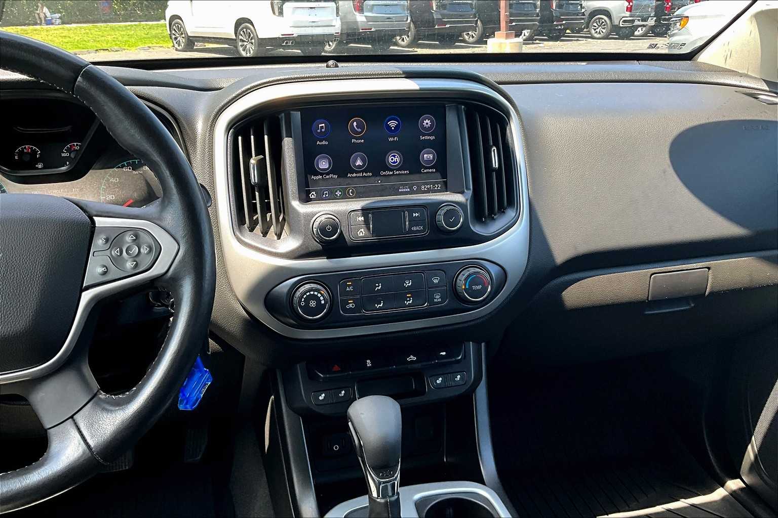 2022 Chevrolet Colorado 4WD LT - Photo 17