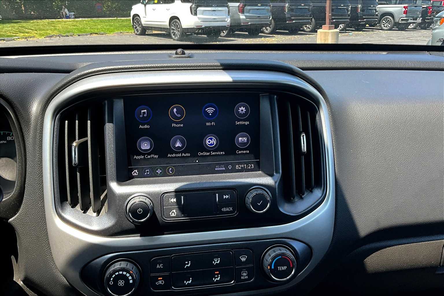 2022 Chevrolet Colorado 4WD LT - Photo 18