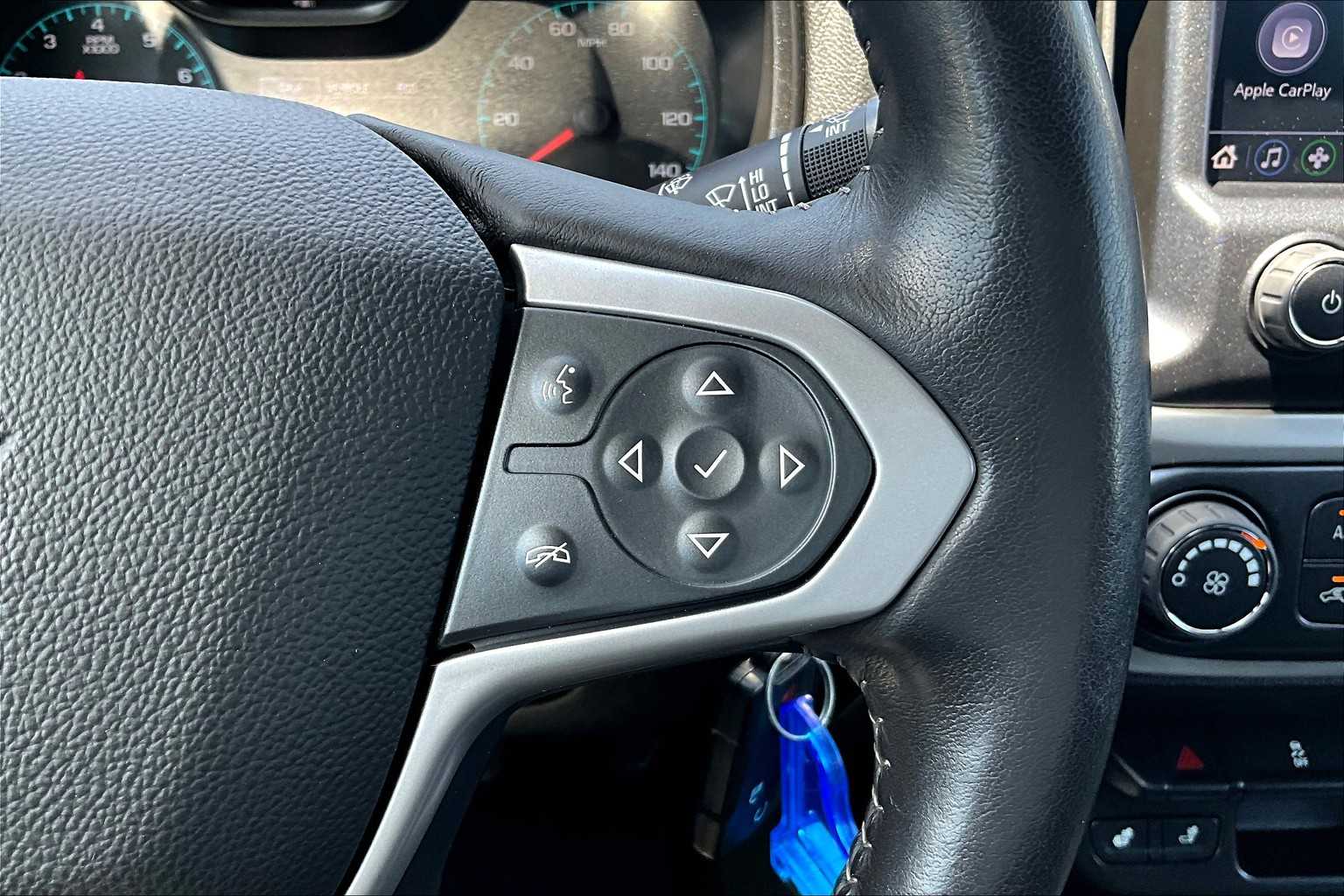 2022 Chevrolet Colorado 4WD LT - Photo 24