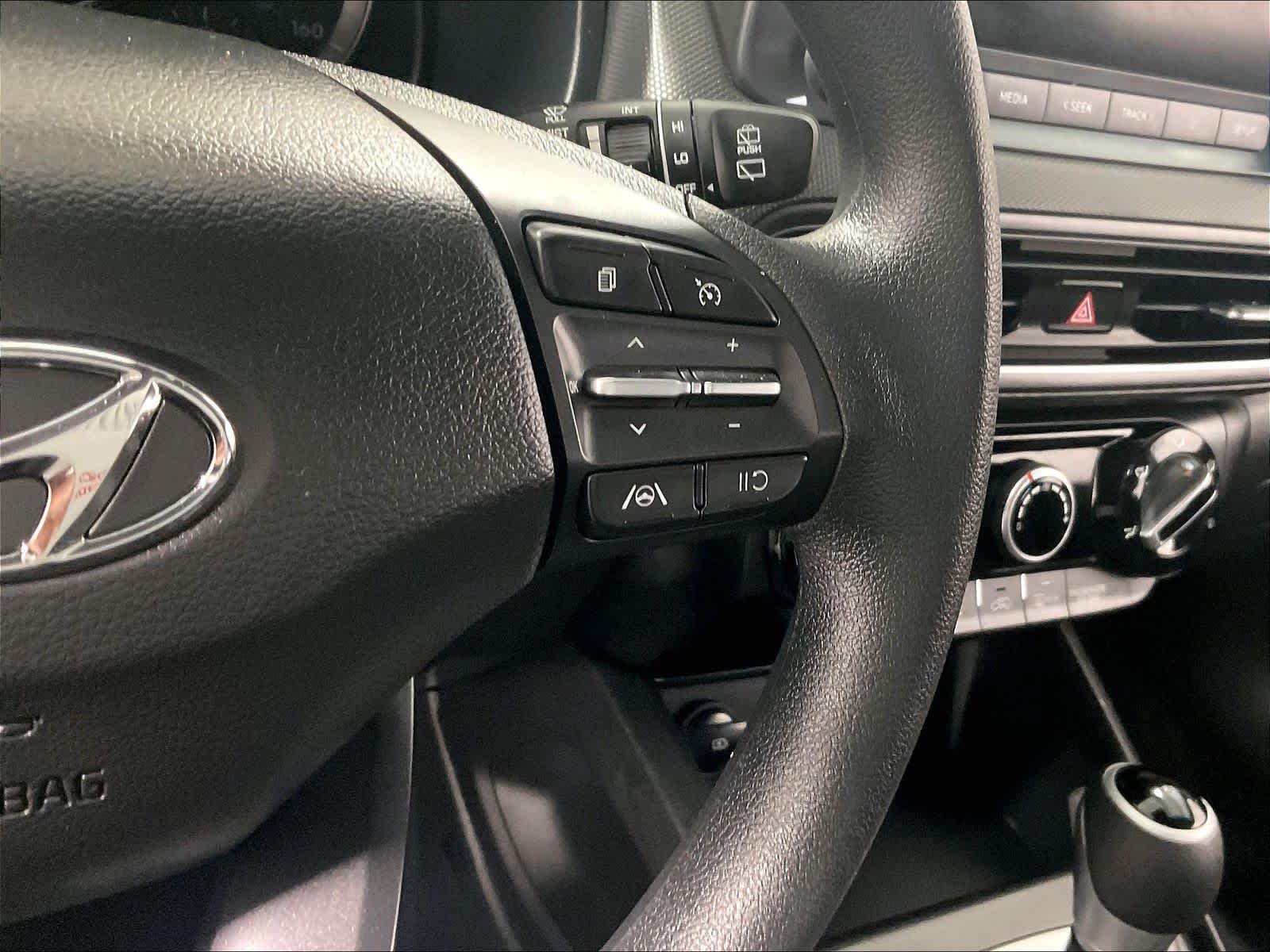 2023 Hyundai Kona SEL - Photo 24