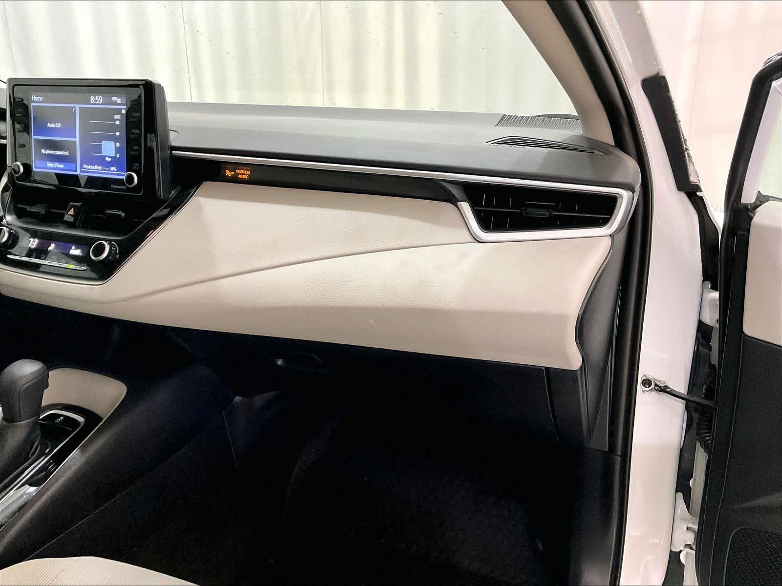 2022 Toyota Corolla LE - Photo 13