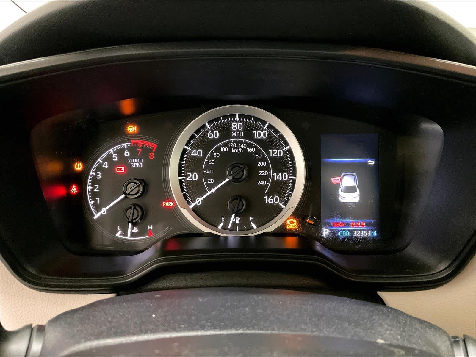 2022 Toyota Corolla LE - Photo 24