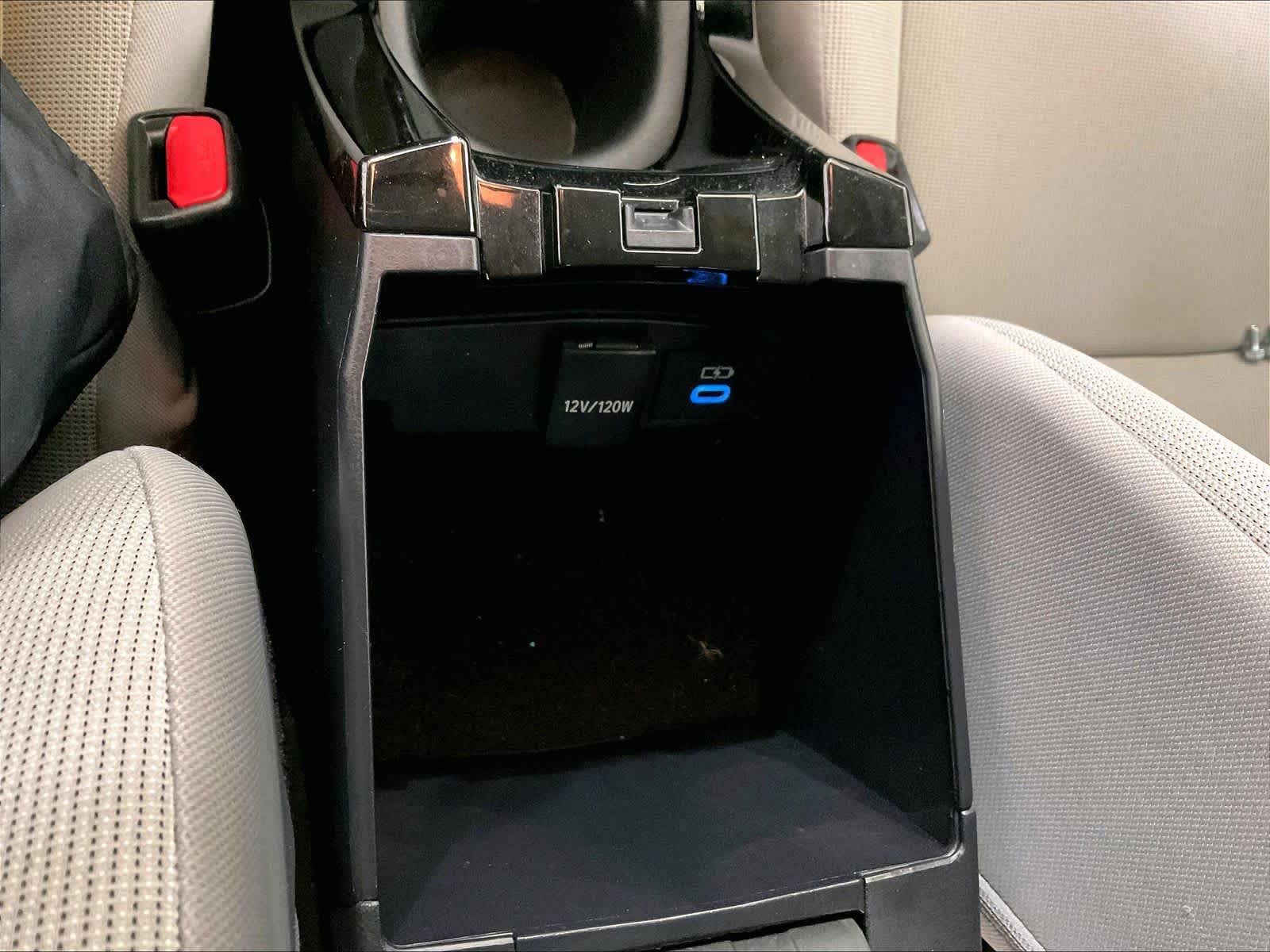 2022 Toyota Corolla LE - Photo 26