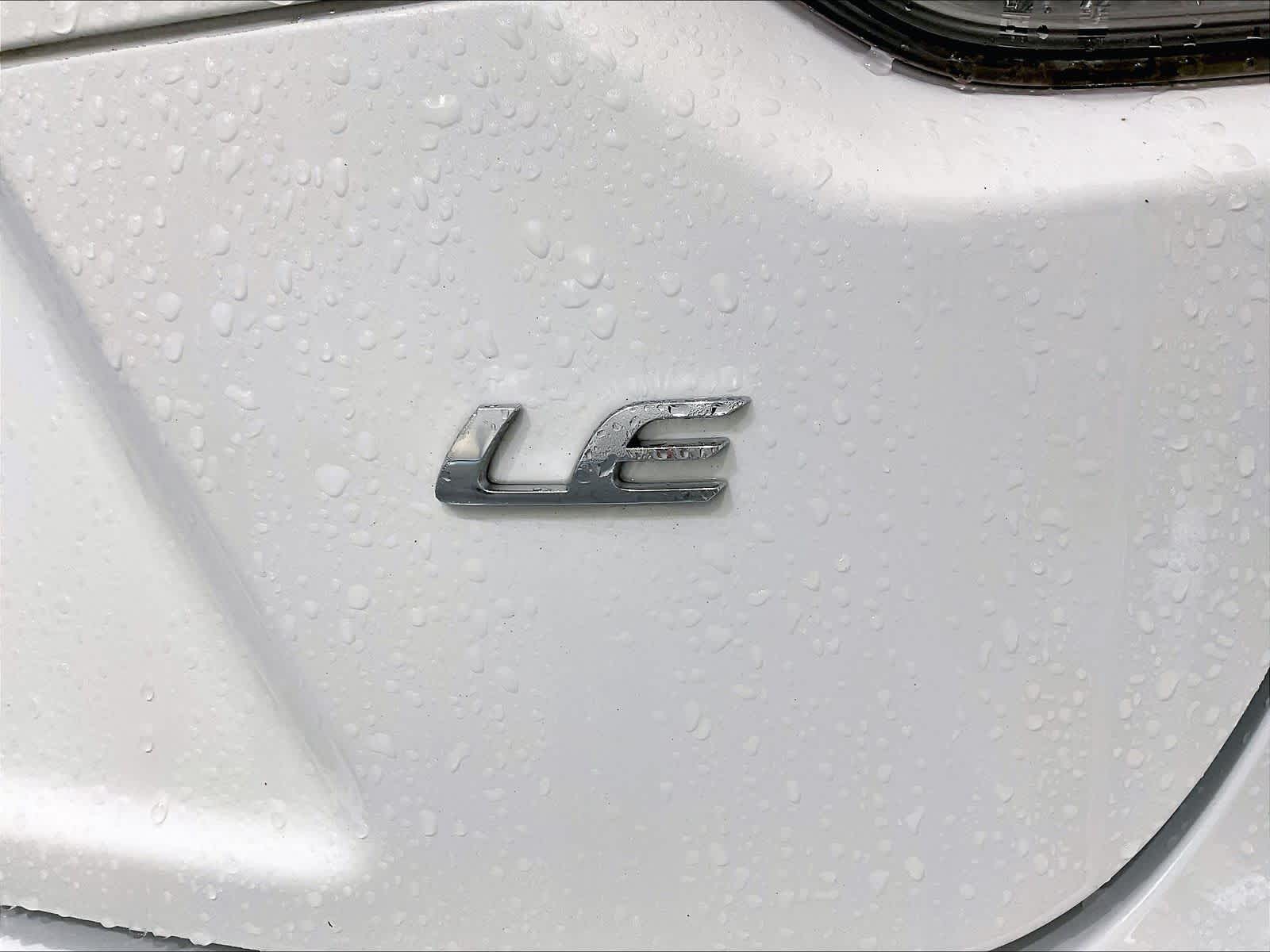 2022 Toyota Corolla LE - Photo 28