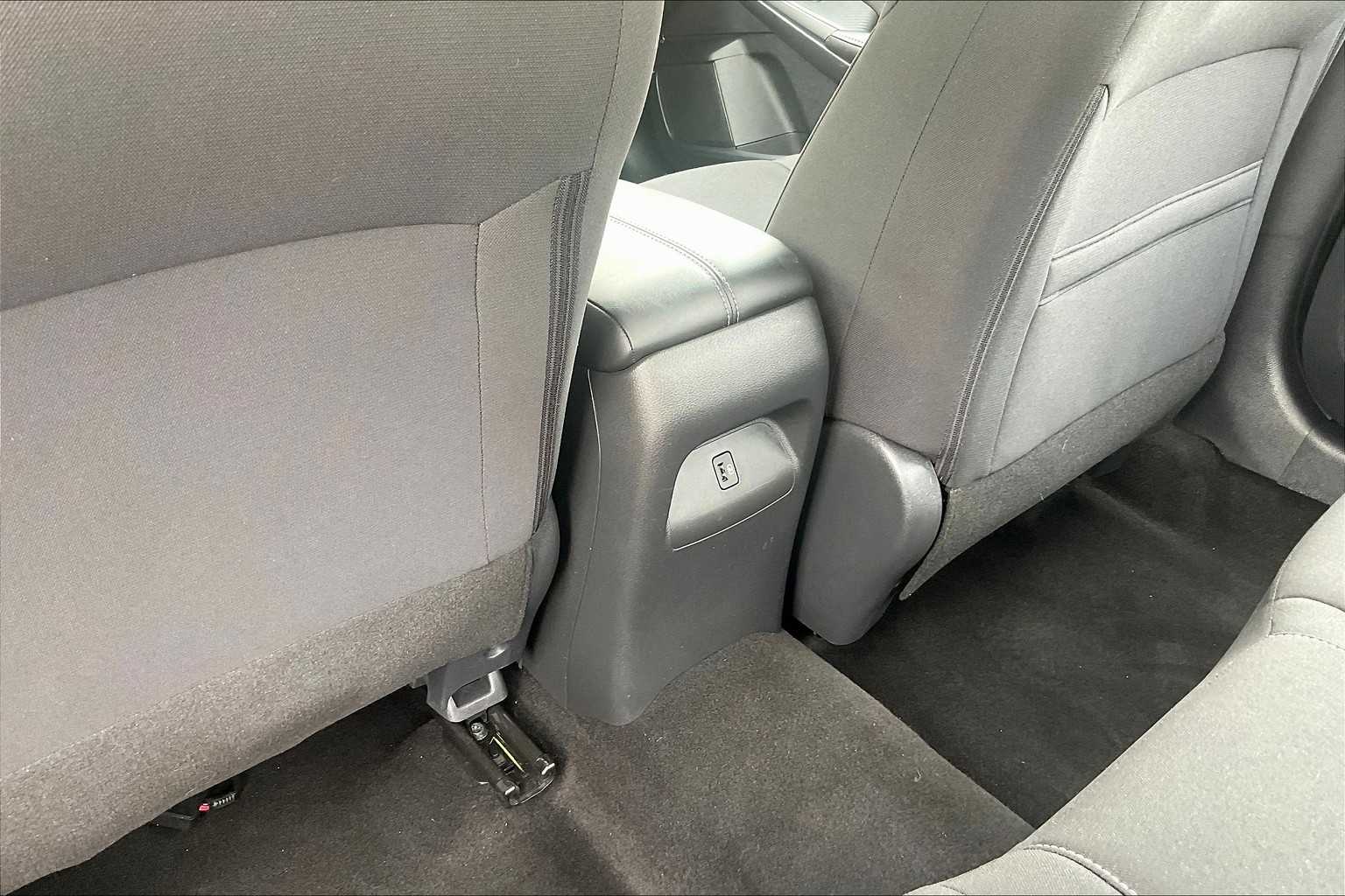 2022 Nissan Sentra SV - Photo 27
