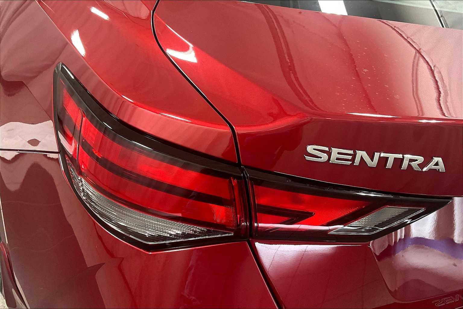 2022 Nissan Sentra SV - Photo 33