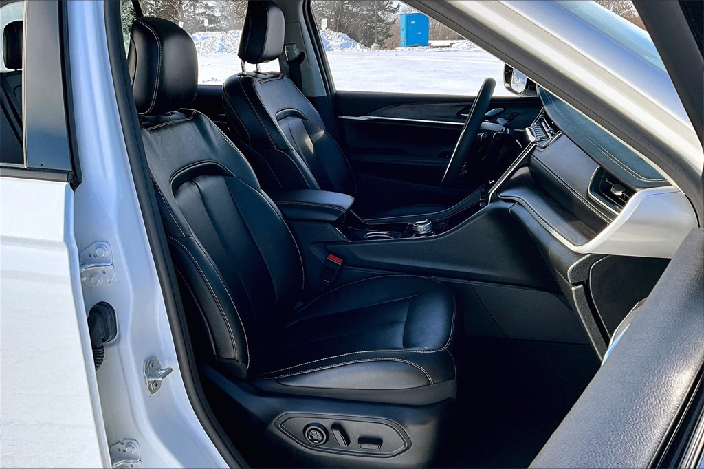 2023 Jeep Grand Cherokee Limited - Photo 11