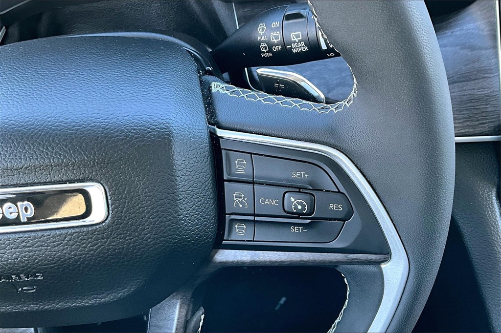 2023 Jeep Grand Cherokee Limited - Photo 24