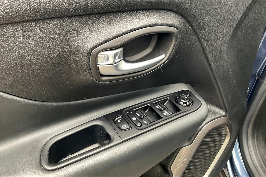 2021 Jeep Renegade Limited - Photo 35