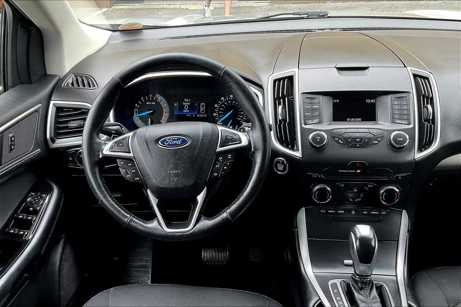 2017 Ford Edge SEL - Photo 17