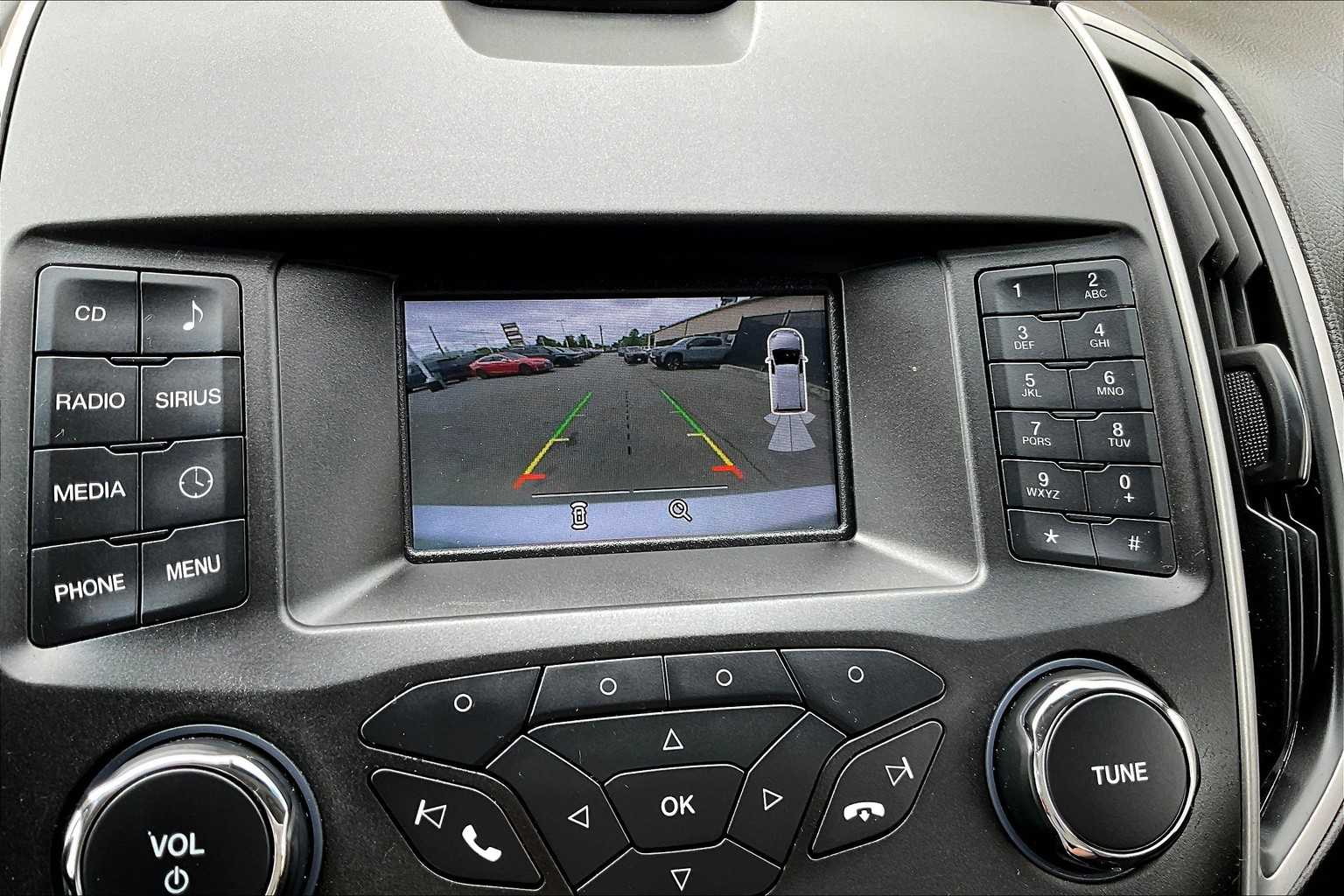 2017 Ford Edge SEL - Photo 19