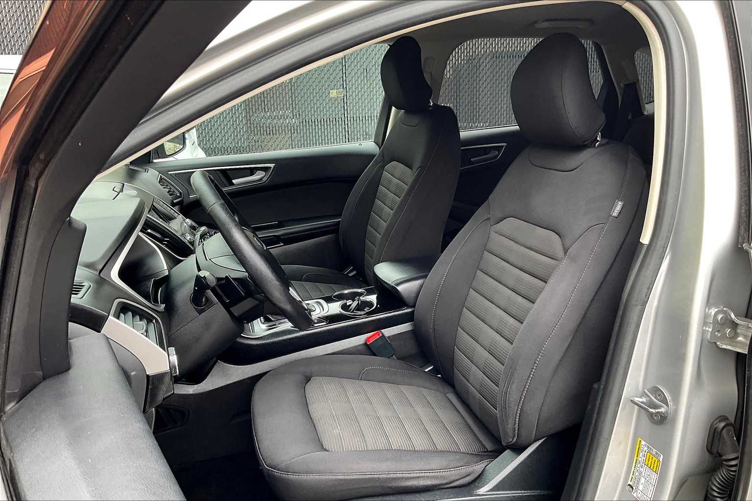 2017 Ford Edge SEL - Photo 10