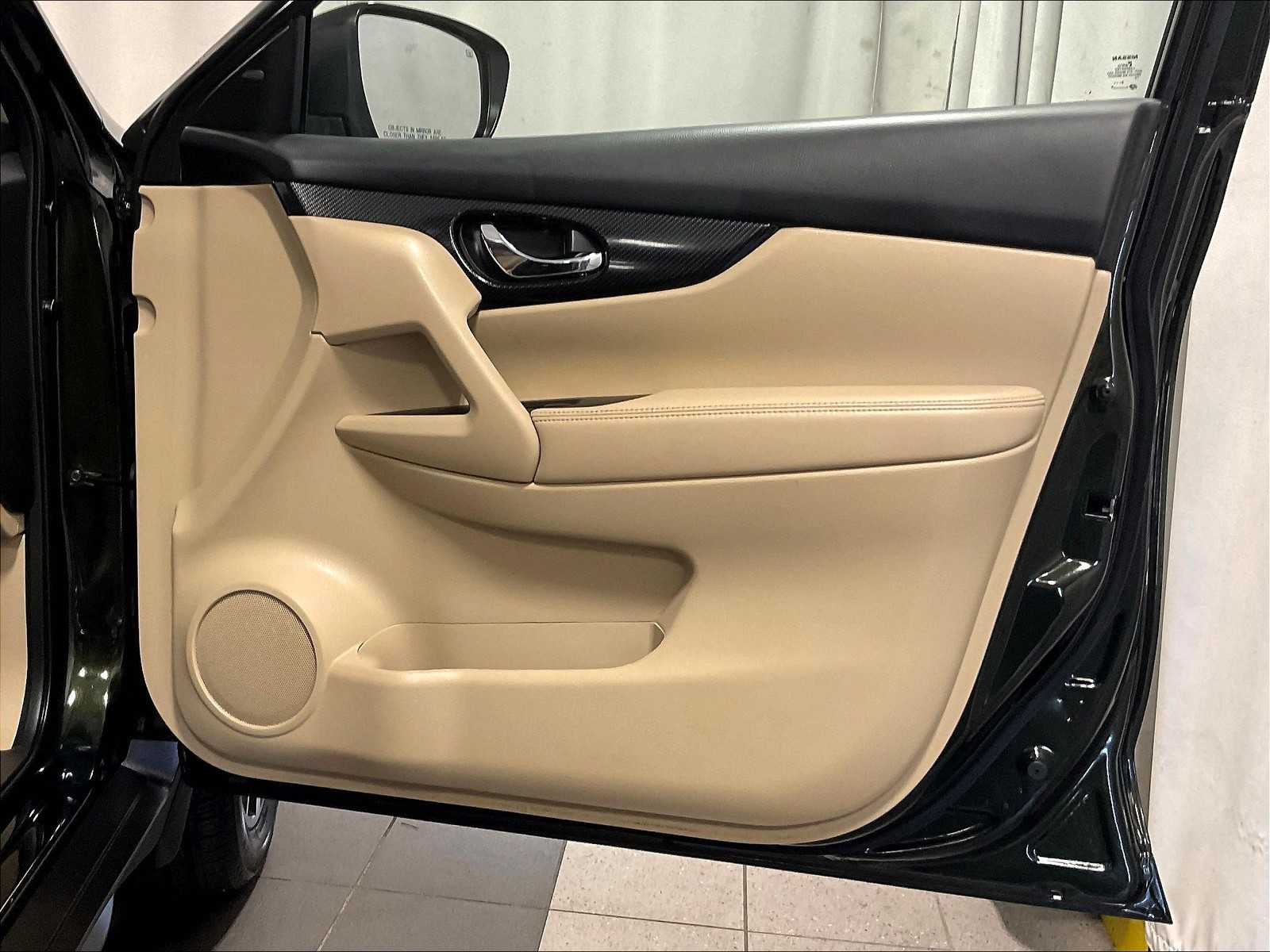 2019 Nissan Rogue SL - Photo 12