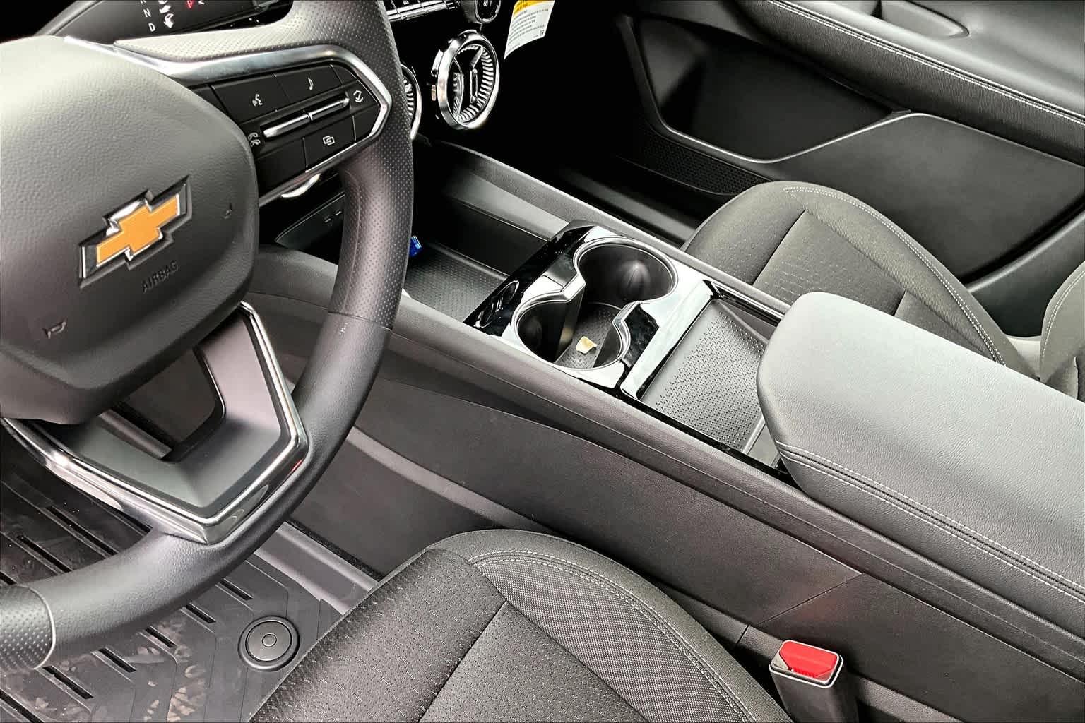 2025 Chevrolet Blazer EV FWD LT - Photo 13