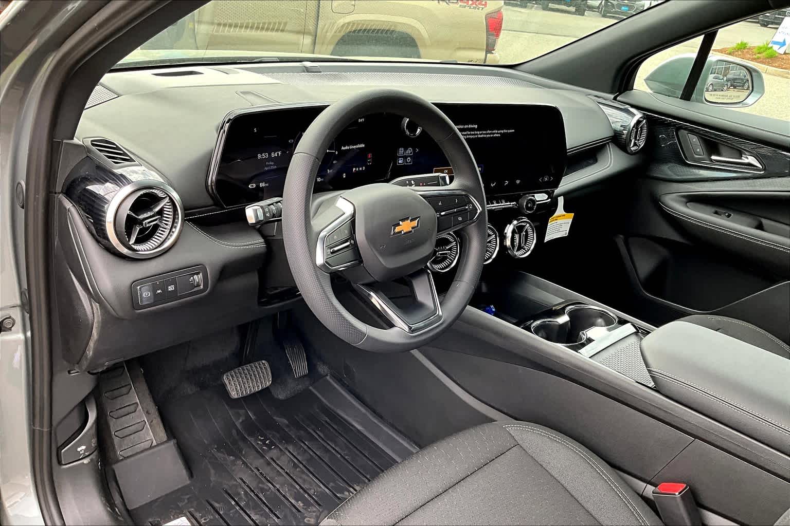 2025 Chevrolet Blazer EV FWD LT - Photo 9