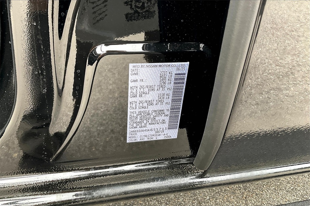 2025 Nissan Frontier SV - Photo 16