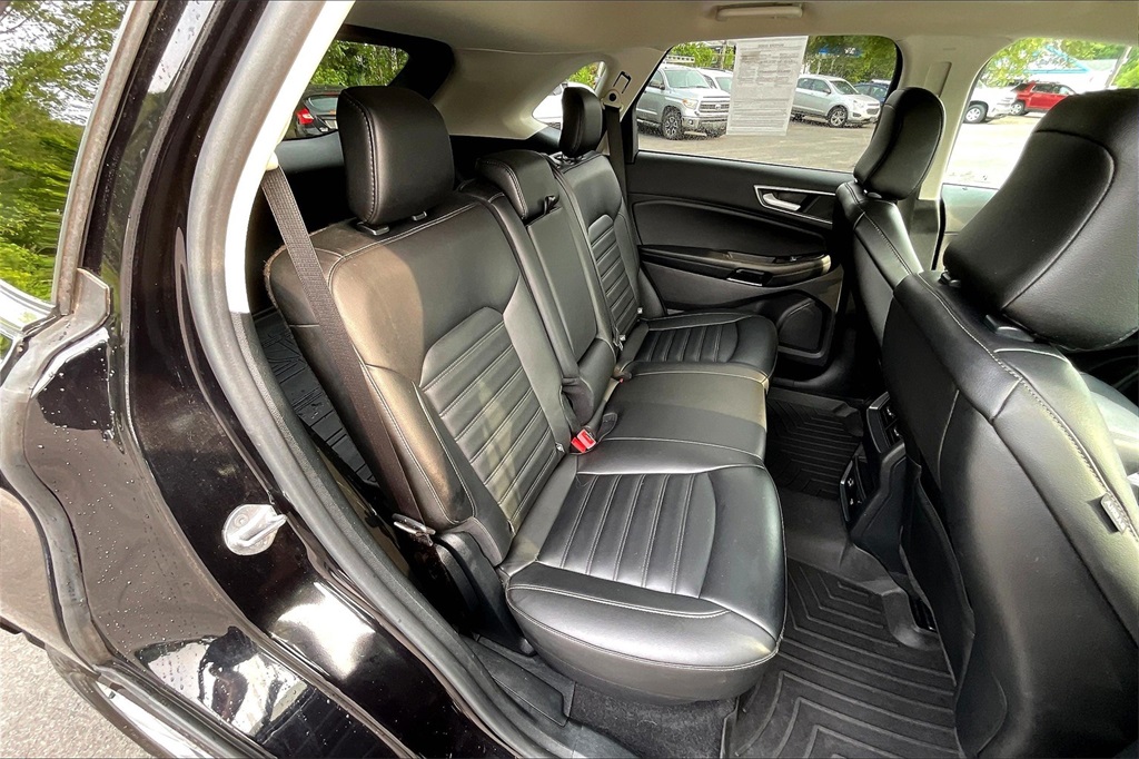 2021 Ford Edge SEL - Photo 19