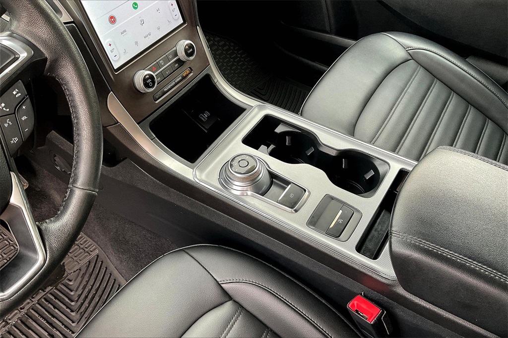 2021 Ford Edge SEL - Photo 20